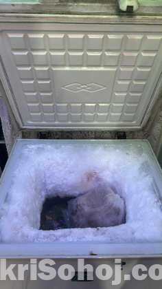 Sharp Deep Freezer (মডেল : FRV-127, 120 লিটার)